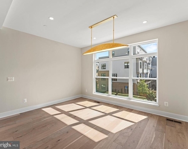 2015 Tysons Ridgeline Road - Photo Thumbnail 14