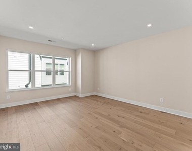 2015 Tysons Ridgeline Road - Photo Thumbnail 16