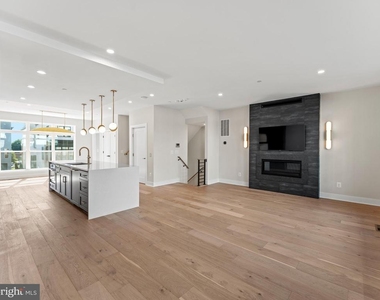 2015 Tysons Ridgeline Road - Photo Thumbnail 7