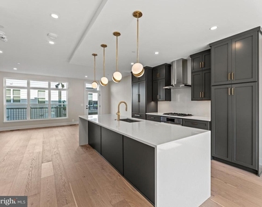 2015 Tysons Ridgeline Road - Photo Thumbnail 11