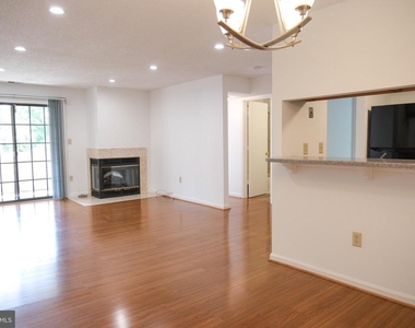 6941 Mary Caroline Circle - Photo Thumbnail 6