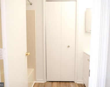 6941 Mary Caroline Circle - Photo Thumbnail 20