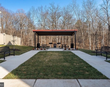 14803 Retreat Boulevard - Photo Thumbnail 41
