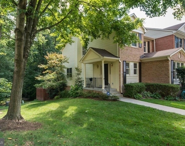 8035 Galla Knoll Circle - Photo Thumbnail 2