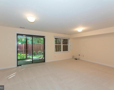 8035 Galla Knoll Circle - Photo Thumbnail 19