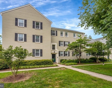 1413 Belle View Boulevard - Photo Thumbnail 9