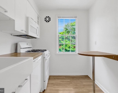 1413 Belle View Boulevard - Photo Thumbnail 1
