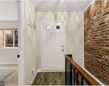 3875 Steppes Court - Photo Thumbnail 2