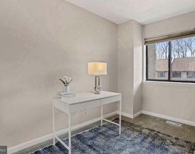 3875 Steppes Court - Photo Thumbnail 9