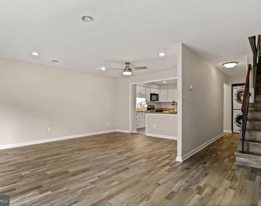 3875 Steppes Court - Photo Thumbnail 23
