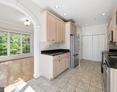 6030 Kelsey Court - Photo Thumbnail 6