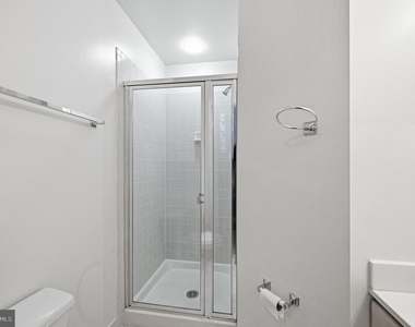 6030 Kelsey Court - Photo Thumbnail 16