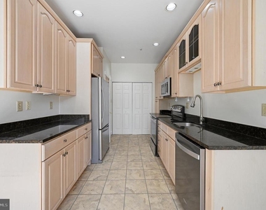 6030 Kelsey Court - Photo Thumbnail 7
