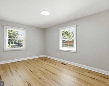 4140 Point Hollow Ln - Photo Thumbnail 19