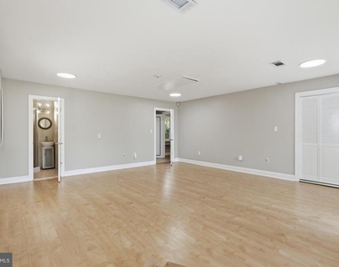 4140 Point Hollow Ln - Photo Thumbnail 25