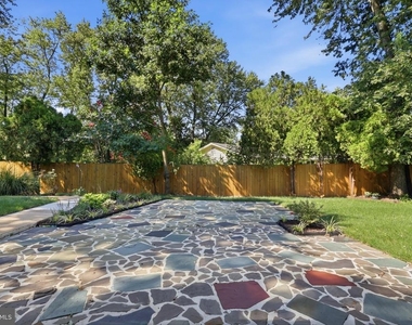 4140 Point Hollow Ln - Photo Thumbnail 28