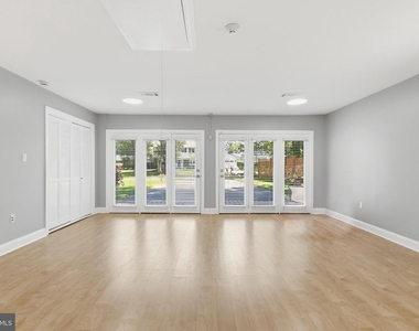 4140 Point Hollow Ln - Photo Thumbnail 24