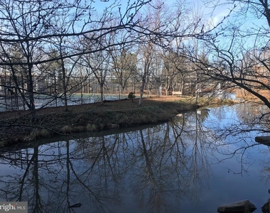 8350 Greensboro Drive - Photo Thumbnail 3