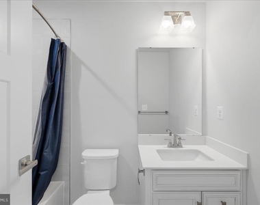 4322 Ellipse Terrace - Photo Thumbnail 33