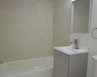 6411 Whippany Way - Photo Thumbnail 12
