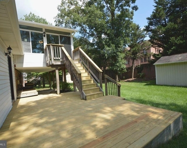 6411 Whippany Way - Photo Thumbnail 15