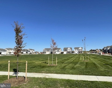 124 Charing Cross Drive - Photo Thumbnail 27