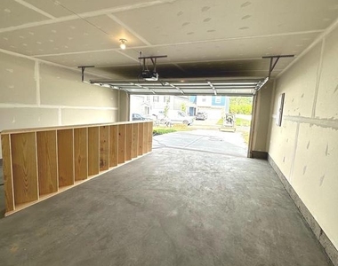 124 Charing Cross Drive - Photo Thumbnail 21