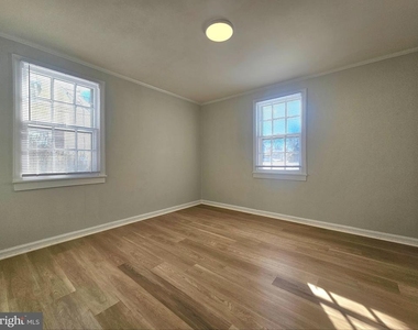 10902 Milburn Street - Photo Thumbnail 10