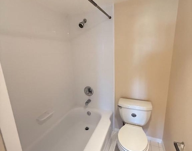 6300 Stevenson Avenue - Photo Thumbnail 20