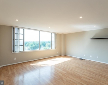 4600 Duke Street - Photo Thumbnail 6