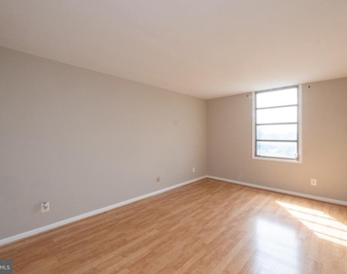 4600 Duke Street - Photo Thumbnail 17