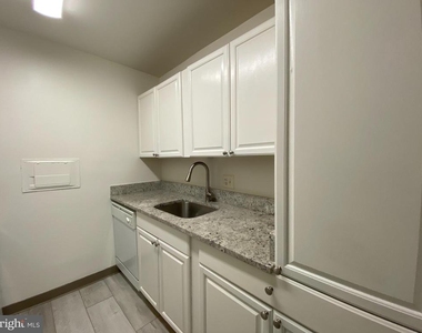 301 N Beauregard Street N - Photo Thumbnail 11