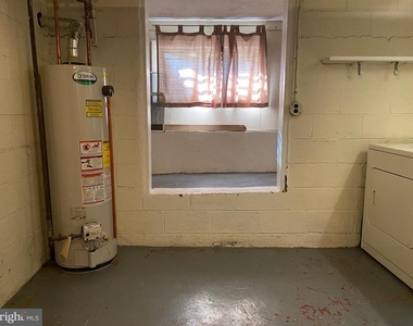 323 S Adams Street - Photo Thumbnail 34