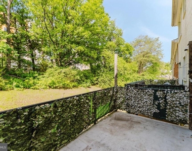 2725 S Walter Reed Drive - Photo Thumbnail 17