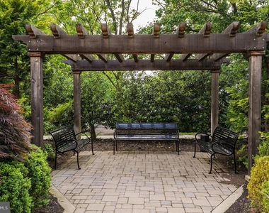 1401 N Oak Street - Photo Thumbnail 24