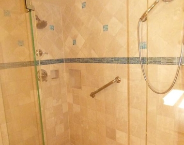1401 N Oak Street - Photo Thumbnail 15