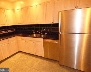1401 N Oak Street - Photo Thumbnail 8