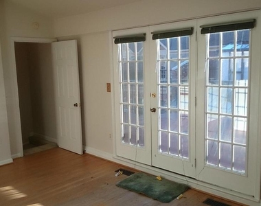 618 Tazewell Street N - Photo Thumbnail 19