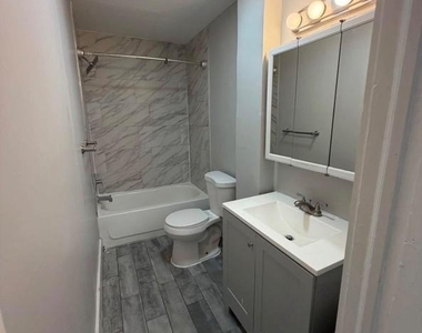 1309 W Rockland Street - Photo Thumbnail 2