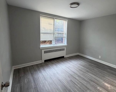 1309 W Rockland Street - Photo Thumbnail 1