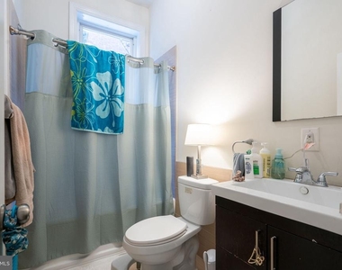 2033 Spruce Street - Photo Thumbnail 11