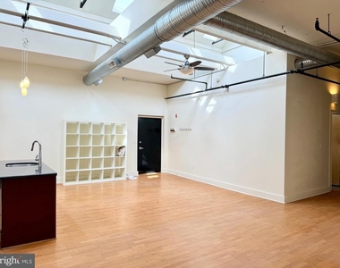 431 Fairmount Avenue - Photo Thumbnail 1