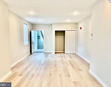 5356 Cedar Avenue - Photo Thumbnail 4