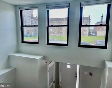 4811 Walnut Street - Photo Thumbnail 11