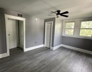 6621 Blakemore Street - Photo Thumbnail 2