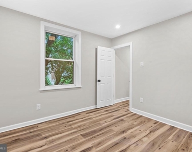 1908 N Croskey Street - Photo Thumbnail 16
