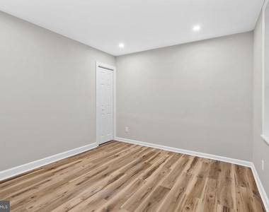 1908 N Croskey Street - Photo Thumbnail 17
