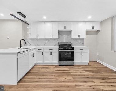 1908 N Croskey Street - Photo Thumbnail 9