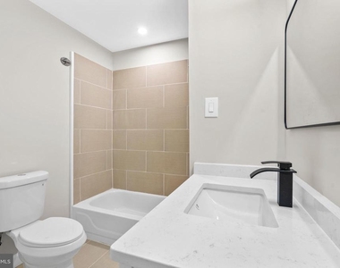 1908 N Croskey Street - Photo Thumbnail 12