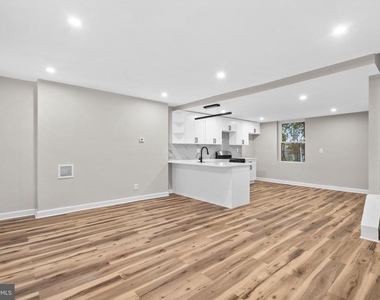 1908 N Croskey Street - Photo Thumbnail 4